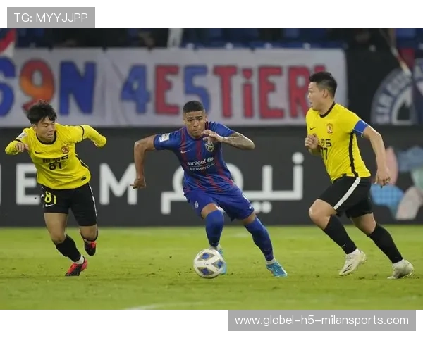 柔佛新山:三度挥剑斩申花,东南亚足球新传奇 柔佛新山:三度挥剑斩申花,东南亚足球新传奇