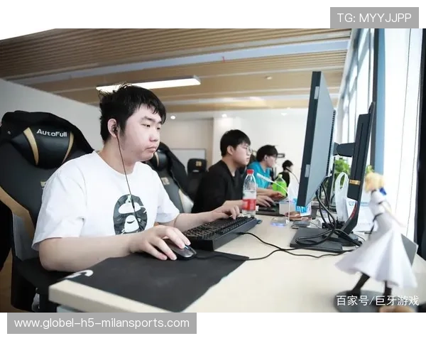 DOTA2战队重点训练线上压制手法，选手状态良好