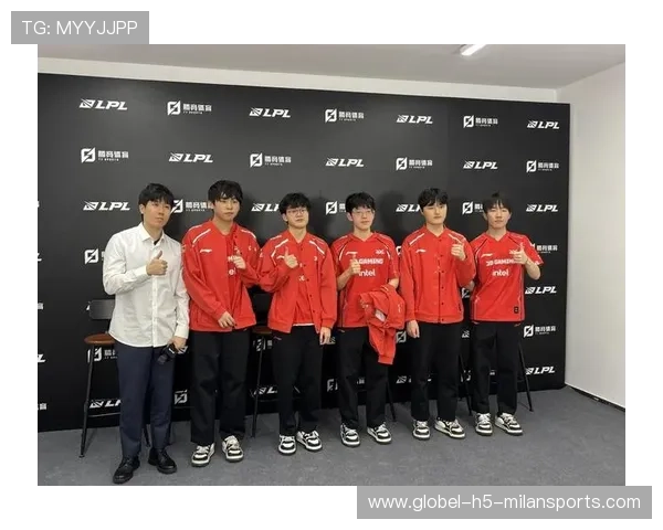 LPL职业联赛下路配合换位拿下比赛胜利:下路协同的极致演练与实战应用 LPL职业联赛下路配合换位拿下比赛胜利:下路协同的极致演练与实战应用